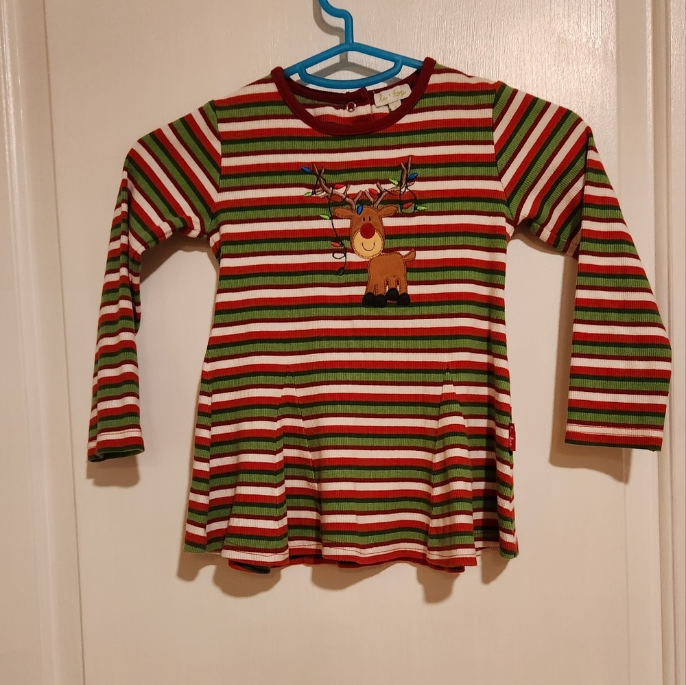 Girls size 6 stripped cutey Reindeer top for the holidays.   Quite festive vgc